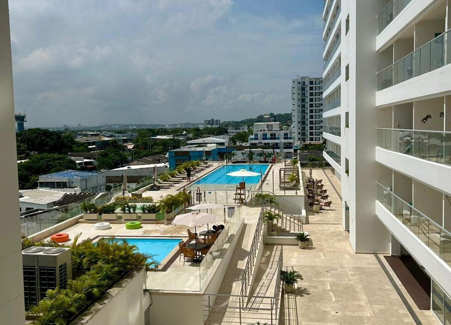 Moderno En 1546 Apartamento
